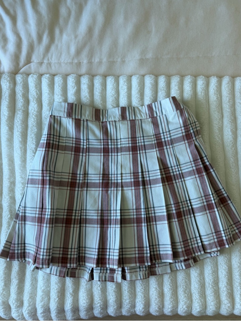 Aerie Cream Plaid Pleated Skirt